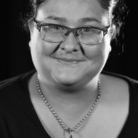 Headshot Leanna Branz